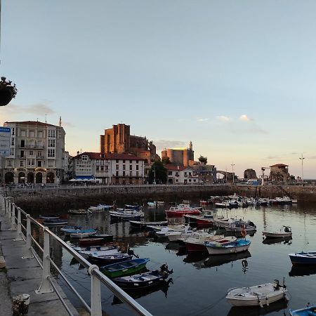 Apartamento En Castro Urdiales Luaran gambar