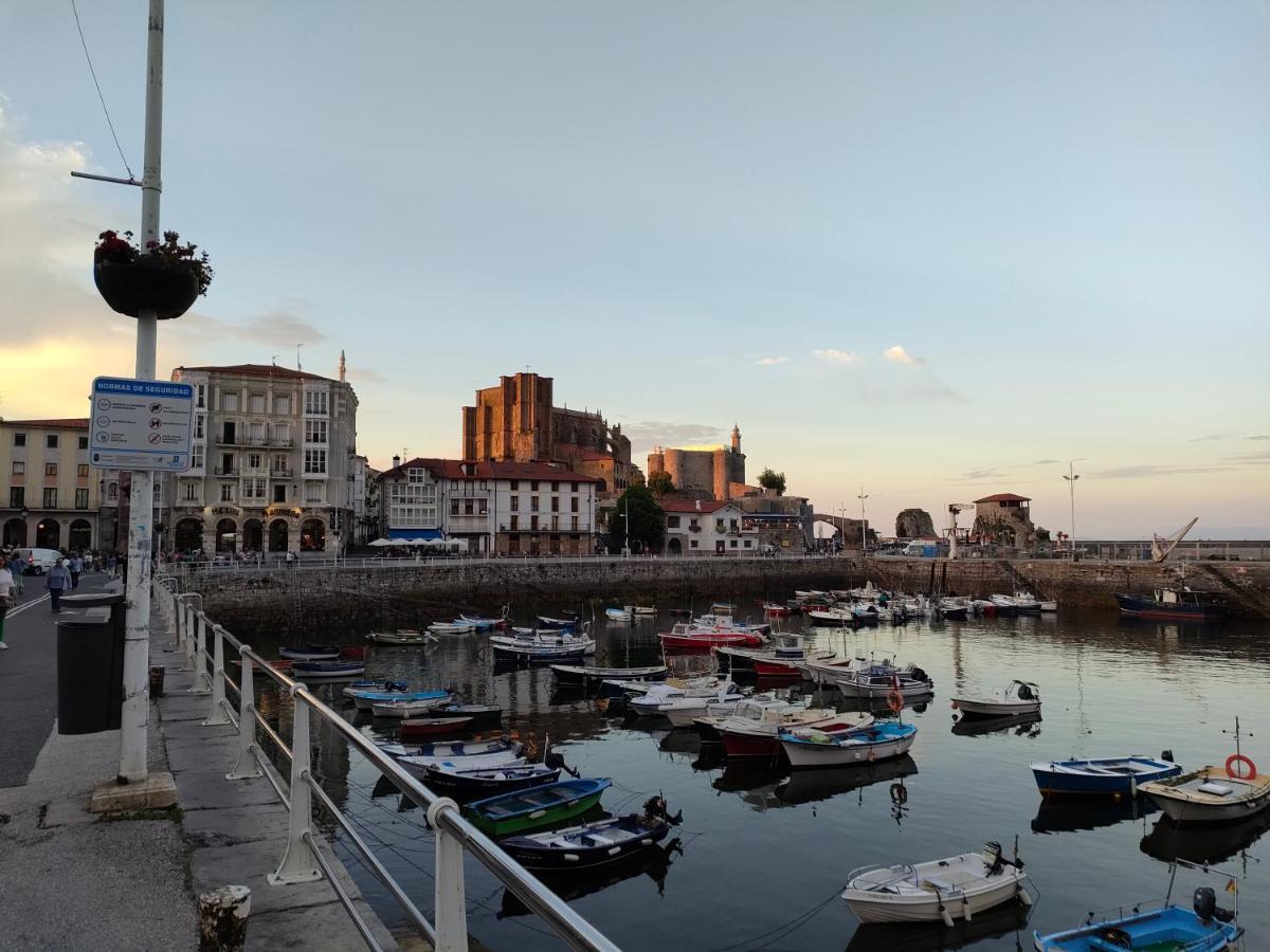 Apartamento En Castro Urdiales Luaran gambar