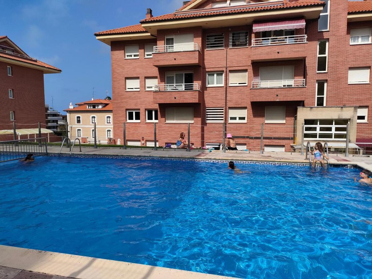 Apartamento En Castro Urdiales Luaran gambar